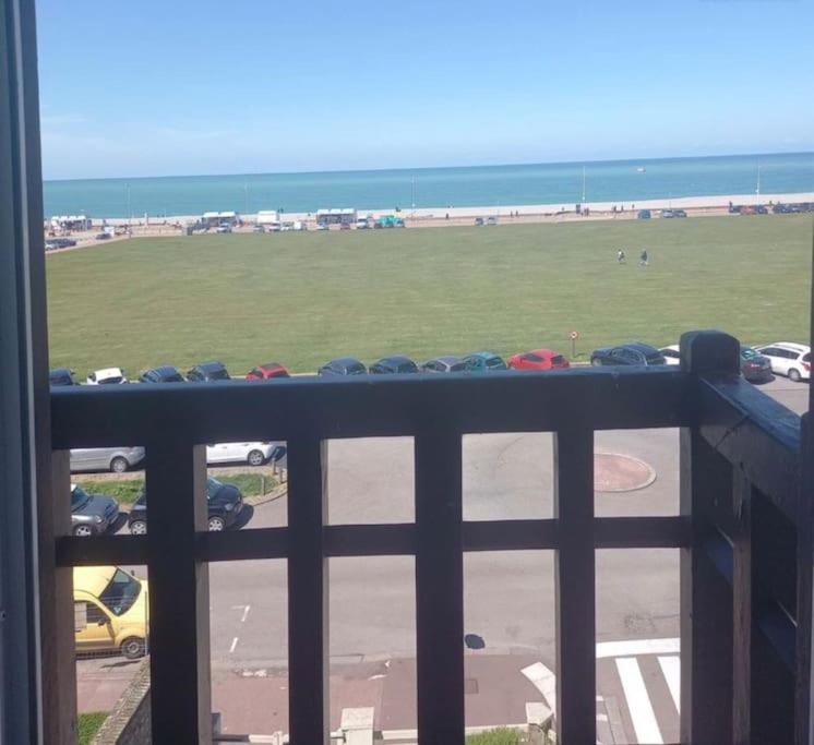 Bel Appartement Vue Mer Centre-Ville, Face Plage Dieppe Exteriér fotografie